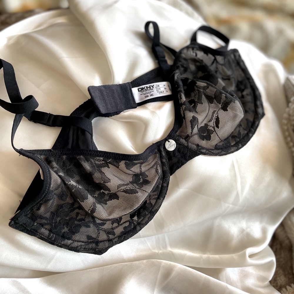 Sexy DKNY Sheer Black Lace Demi, 34C